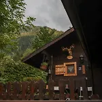 Le Du Petit Ours 샬레