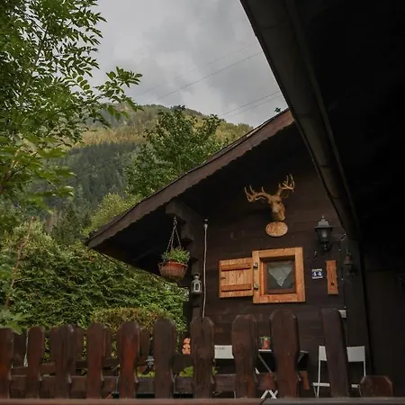 Le Du Petit Ours Chalet